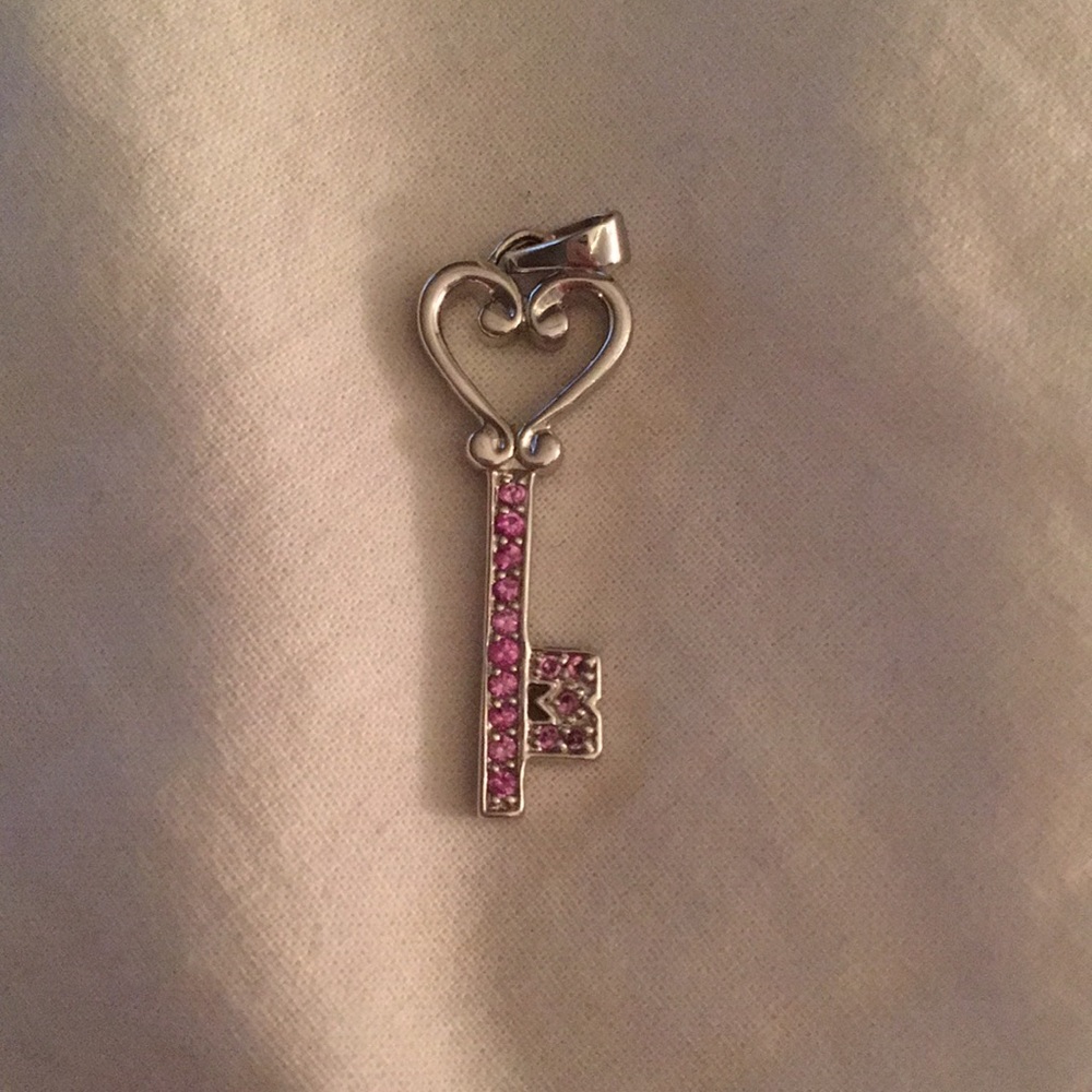 Kay Jewelers Key Heart Necklace PENDANT ONLY